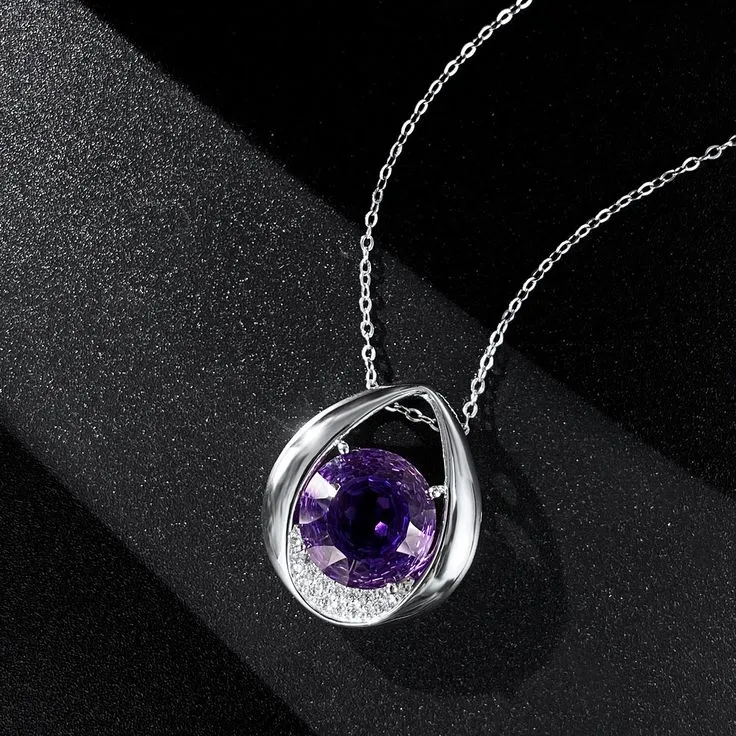 Amethyst in Contemporary Health: From Jewelry to Therapeutic Applications
