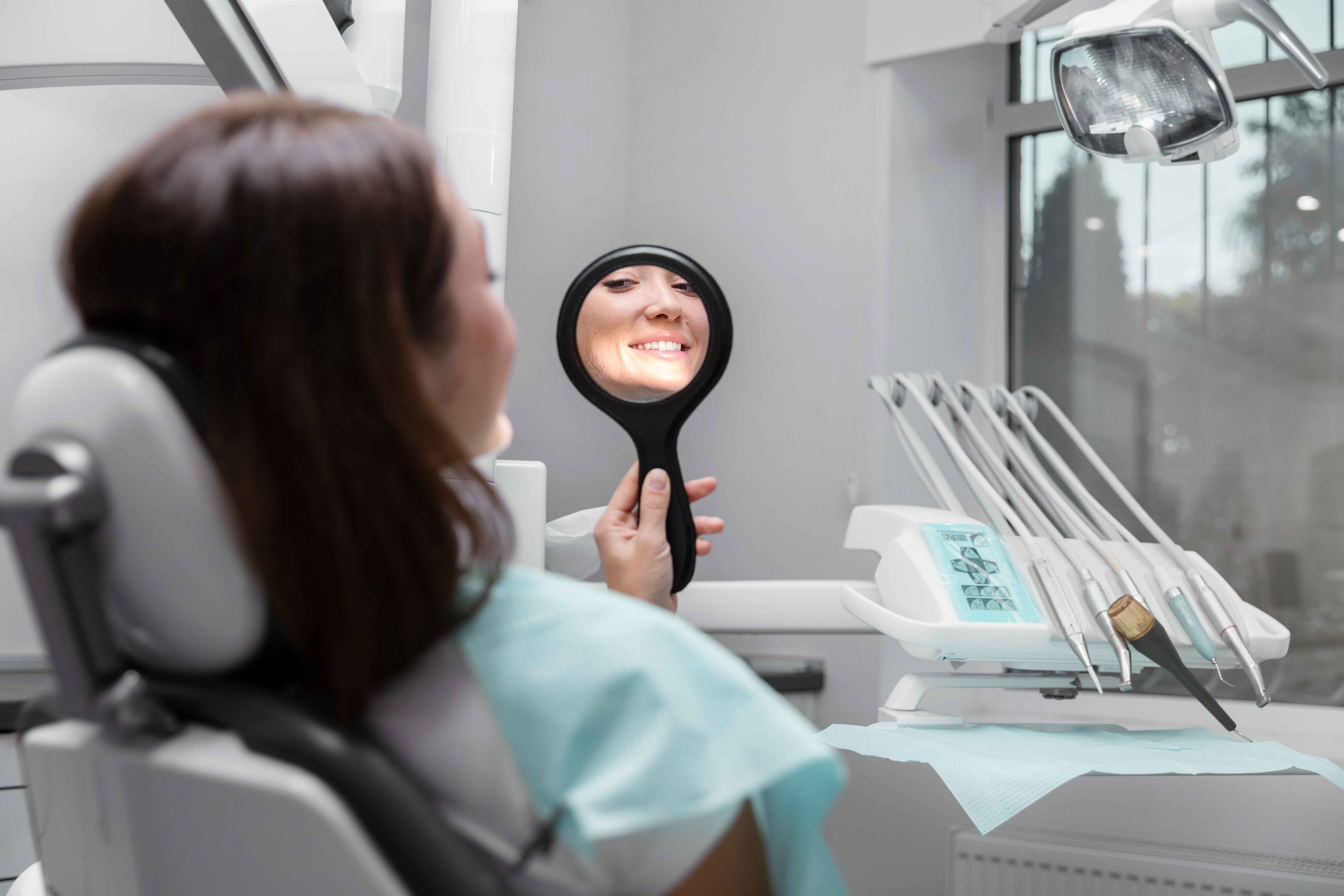 Tooth Whitening in South London: How to Choose a Clinic You Can Trust