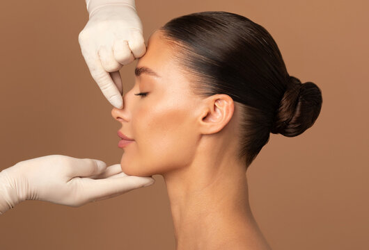 Why has Riyadh become the top destination for rhinoplasty in the region?