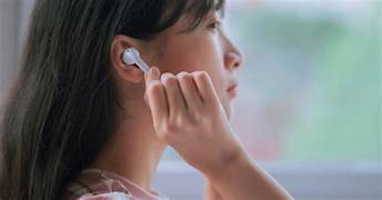 Complete Guide to Buying Best Bluetooth Earphones Malaysia