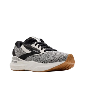 Brooks Runner Store WOMEN Marathon Shoe Tips