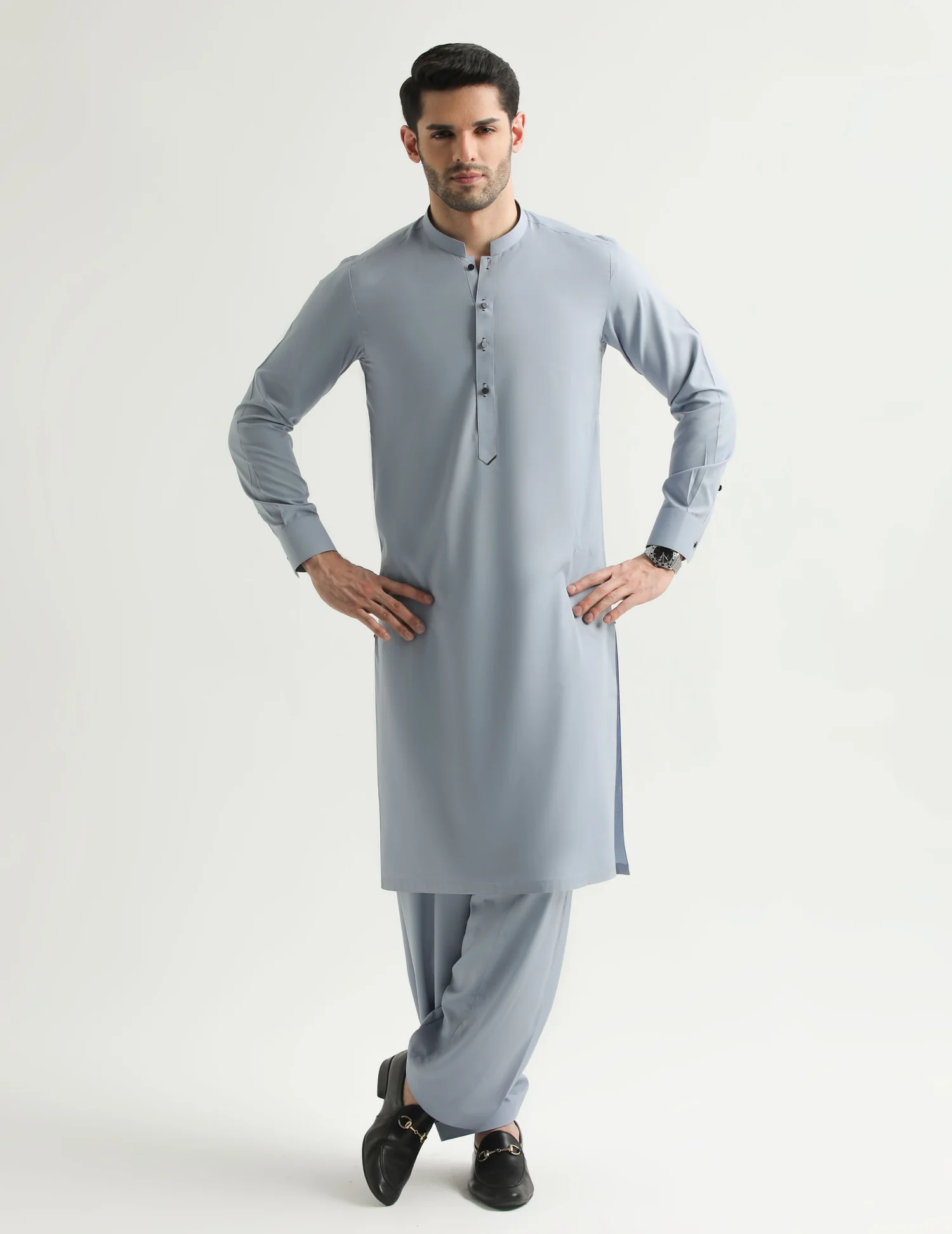 Shalwar Kameez for Men – The Heart of Pakistani Wardrobe