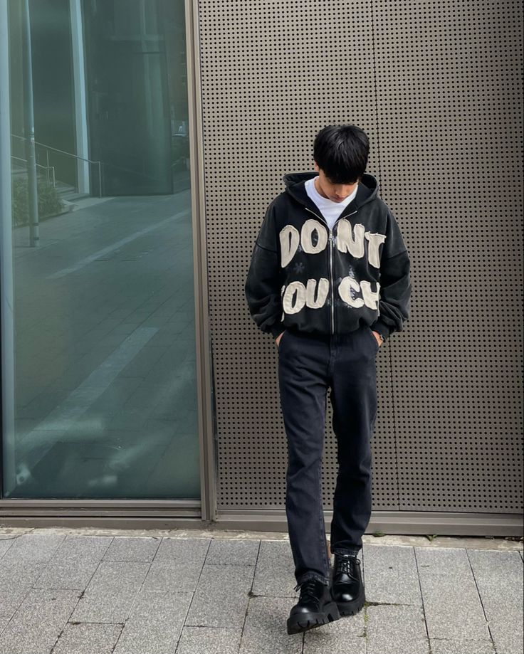 How to Rock Carsicko Hoodie and Sp5der Hoodie for Effortless Street Style