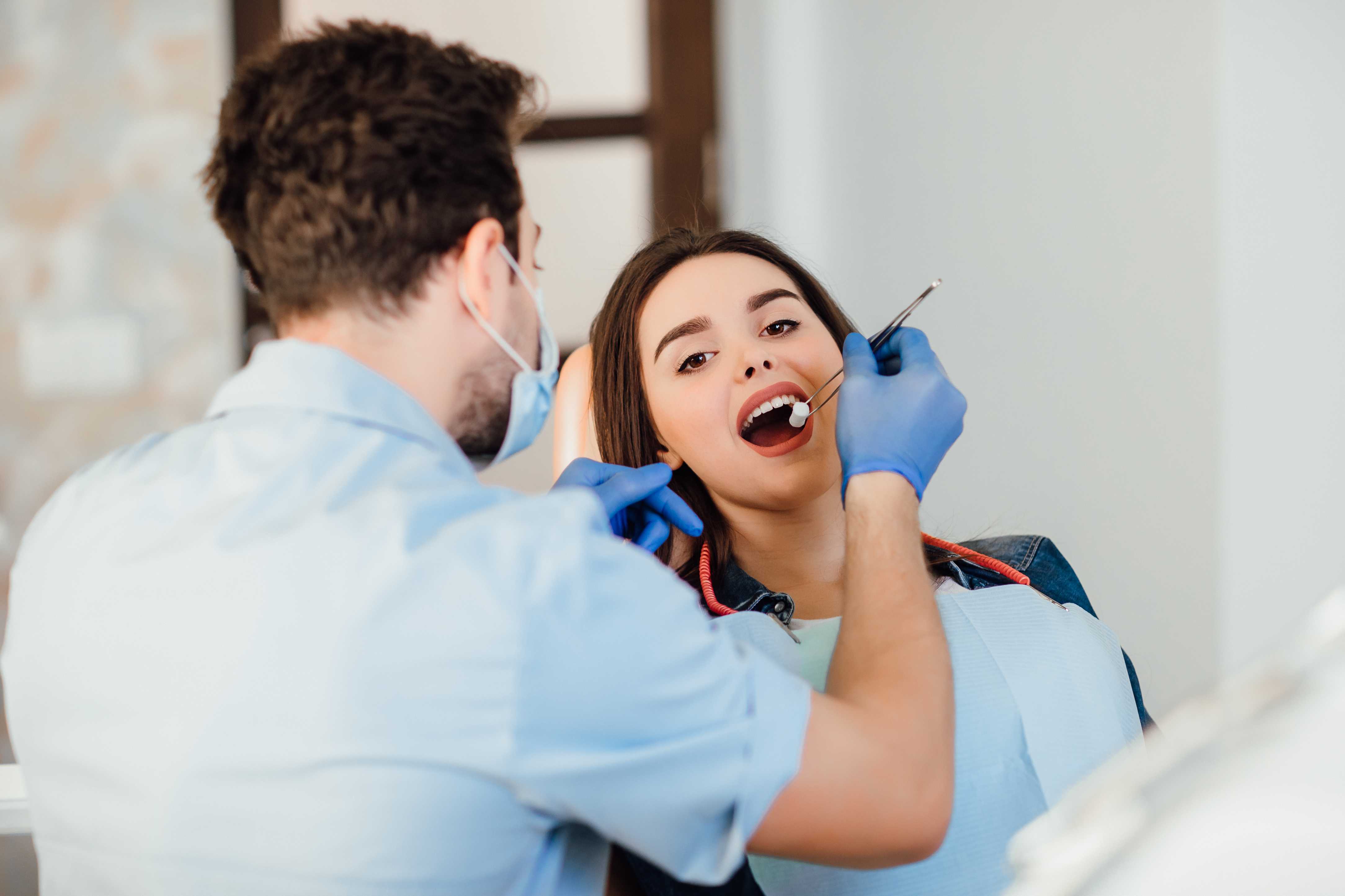 Signs You Should Not Ignore Before Wisdom Teeth Removal