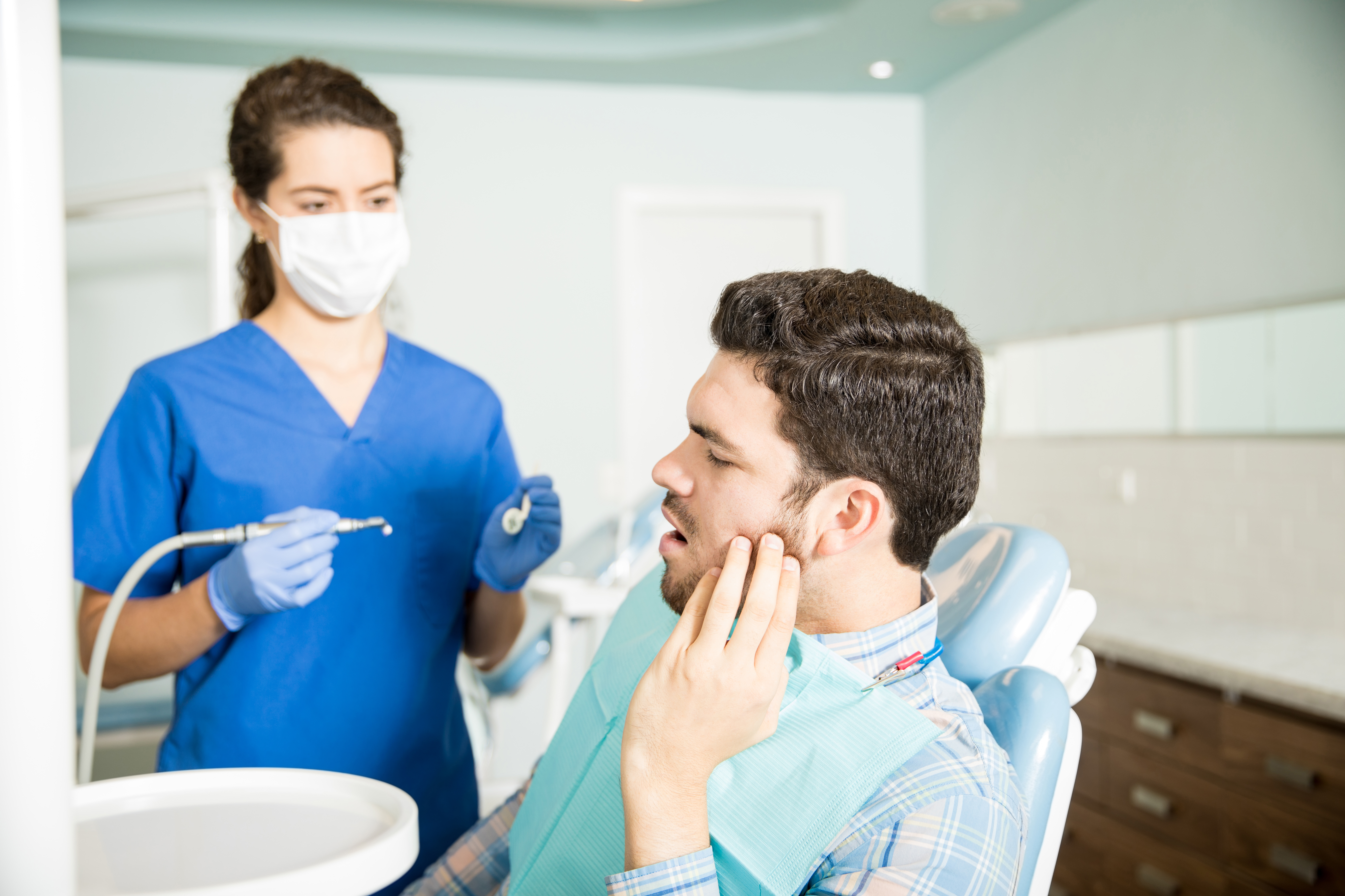 What to Expect from an Emergency Dentist in Largo