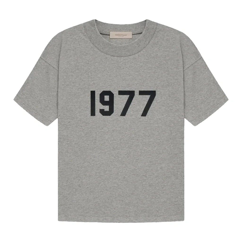 Fear Of God Essentials Hoodie – The Perfect Blend of Comfort and Streetwear Style