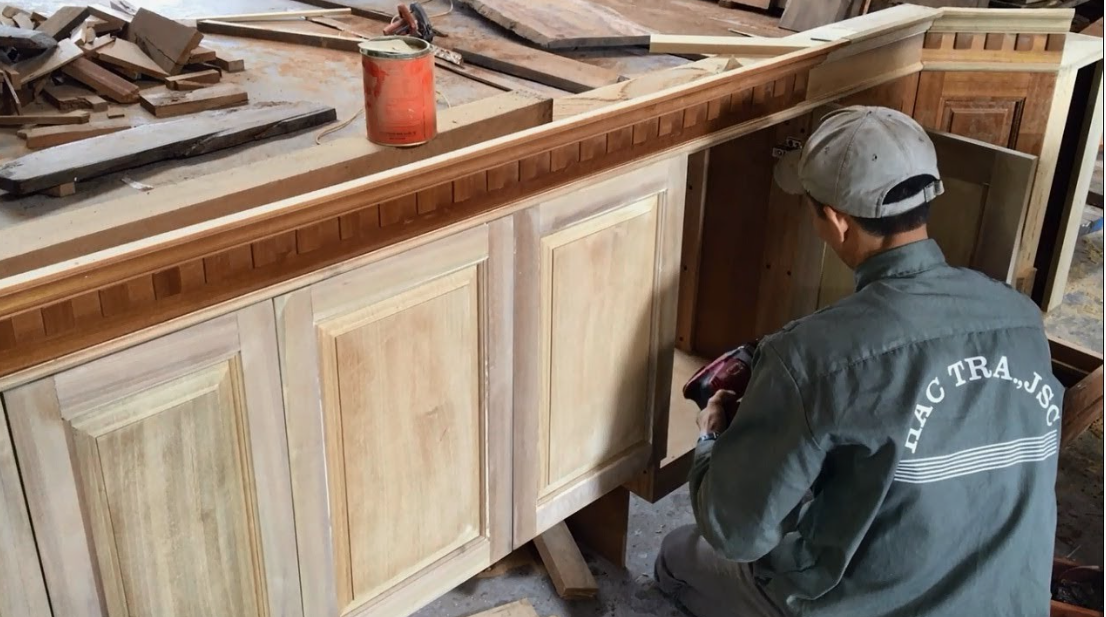 Cabinet Repair and Restoration: How to Restore Wood Cabinets and Bring Back Their Beauty