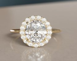 Old-World Craftsmanship in Vintage Oval Engagement Rings