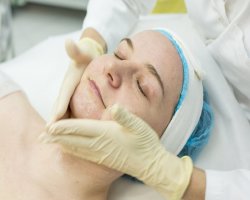 Red Carpet Facial: Why HydraFacial Is  Dubai’s Favourite