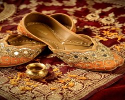 What makes Punjabi bridal juttis and bridal juttis so popular for weddings? 