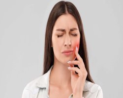 Understanding Swollen Gums After Tooth Extraction