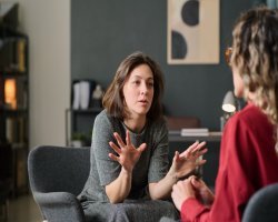 EMDR Therapy: Understanding Eye Movement Desensitization and Reprocessing